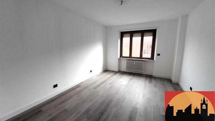 GRANDE APPARTAMENTO IN CENTRO