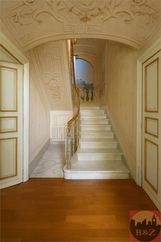 Villa d'epoca Prima scala interna
