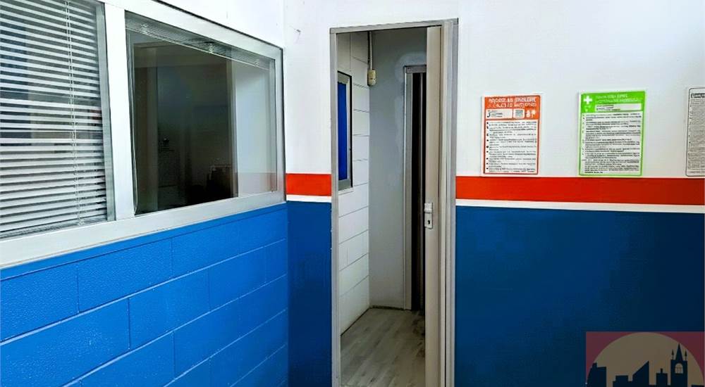 ACCESSO ALLO SPOGLIATOIO